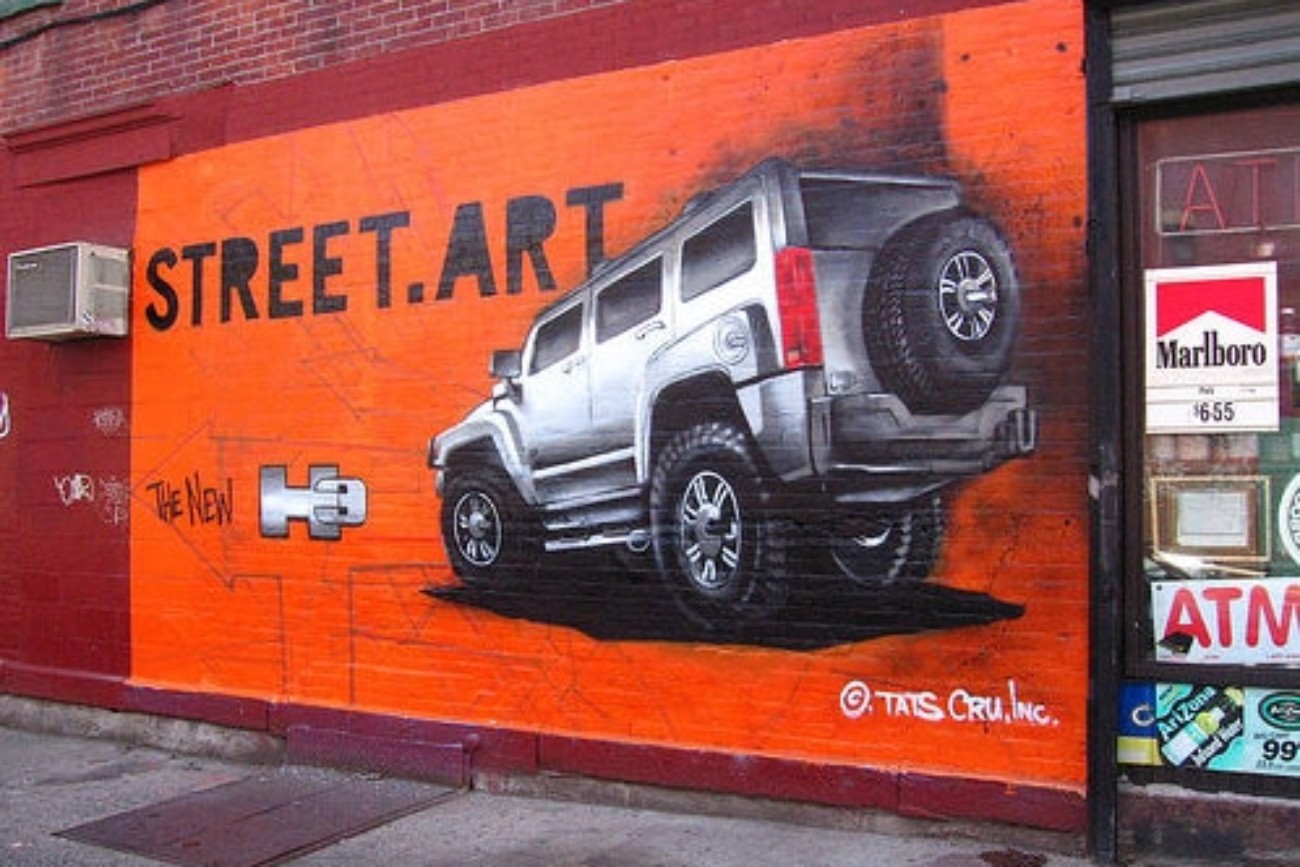 Murale Toyota réalisée par Tats Cru